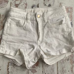 American eagle super stretch white shorts